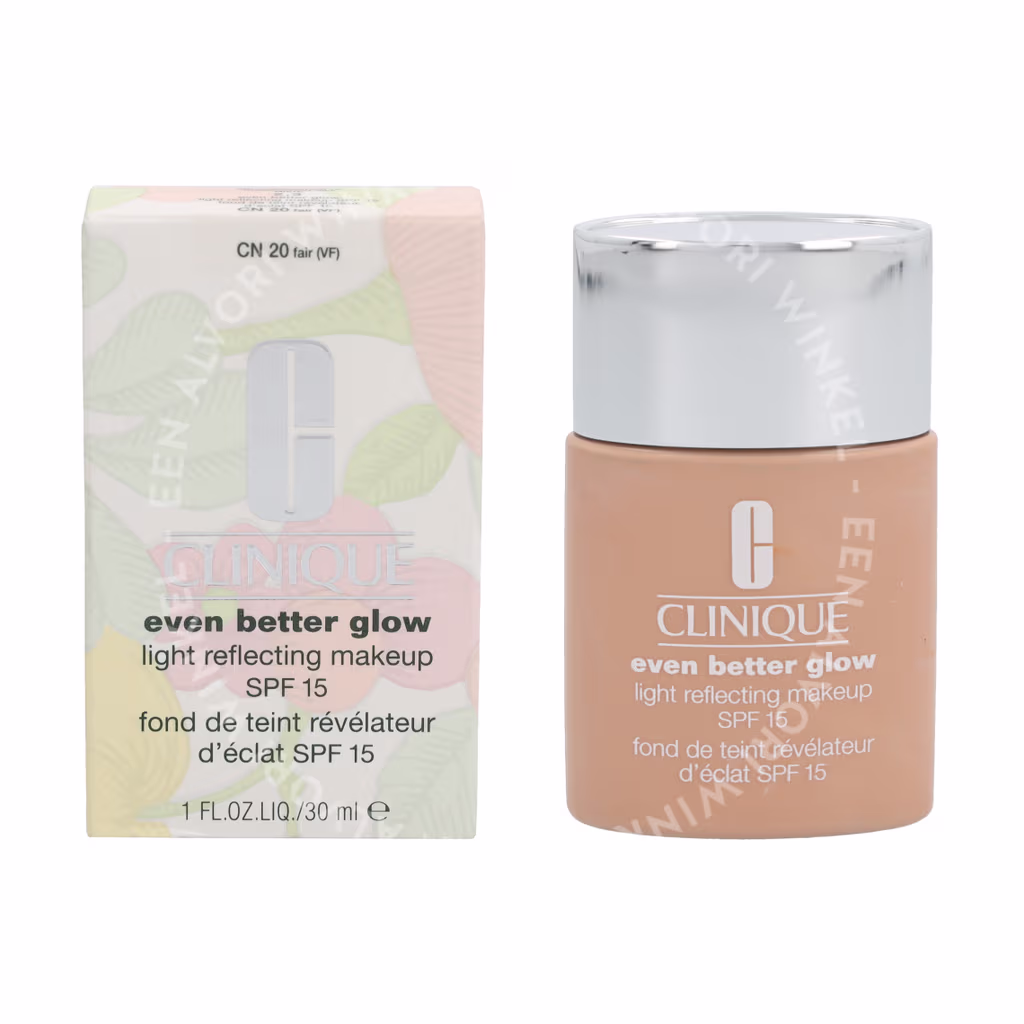 Clinique Clinique Even Better Glow Light Reflecting Makeup SPF15 — CN20 Fair — foto 3