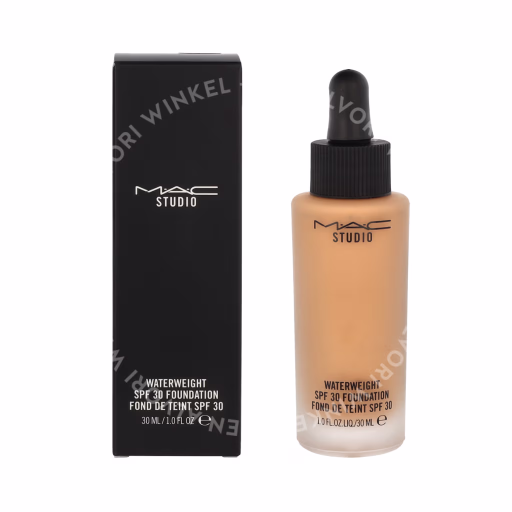 Mac MAC Studio Waterweight Foundation SPF30 — NC42 — foto 3
