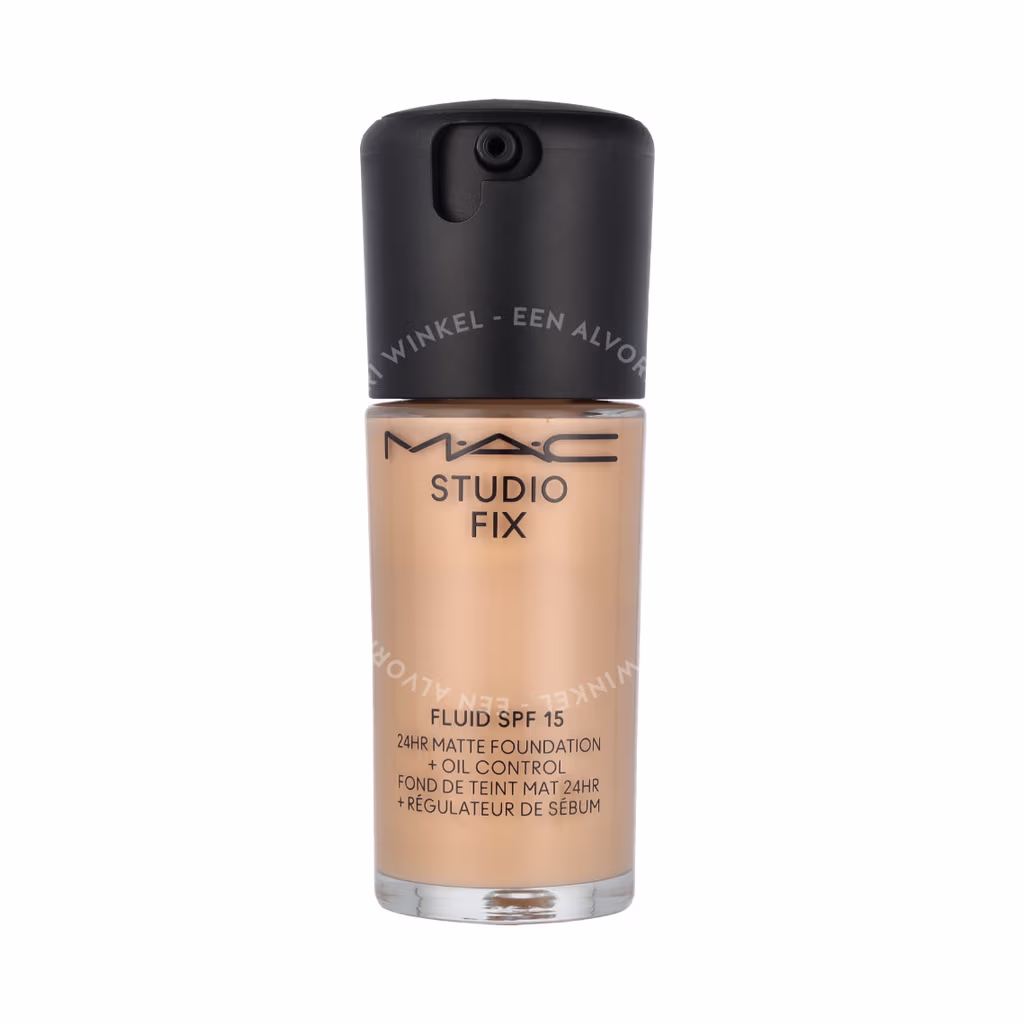 Mac MAC Studio Fix Fluid Foundation SPF15 — NC18