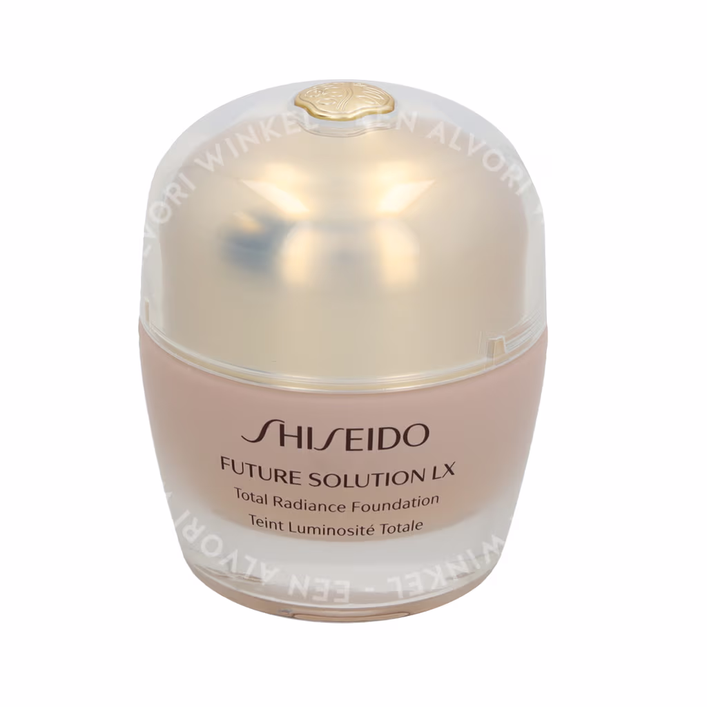 Shiseido Shiseido Future Solution LX Total Radiance Foundation SPF15 — Golden 3