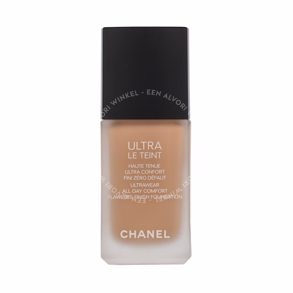 Chanel Chanel Ultra Le Teint Flawless Finish Fluid Foundation — BR32