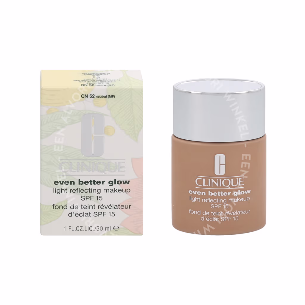 Clinique Clinique Even Better Glow Light Reflecting Makeup SPF15 — CN52 Neutral — foto 3