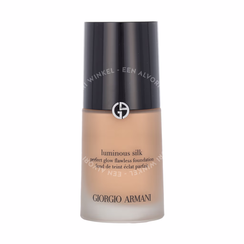 Armani Armani Luminous Silk Foundation — 5.5 Natural Beige