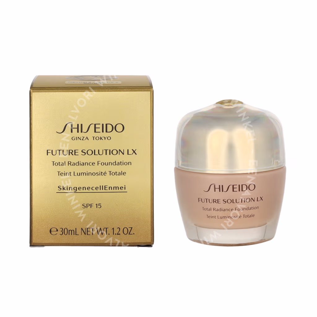 Shiseido Shiseido Future Solution LX Total Radiance Foundation SPF15 — #02 Neutral — foto 3