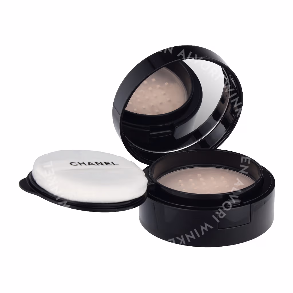 Chanel Chanel Poudre Universelle Libre Loose Powder — #20 Medium Light