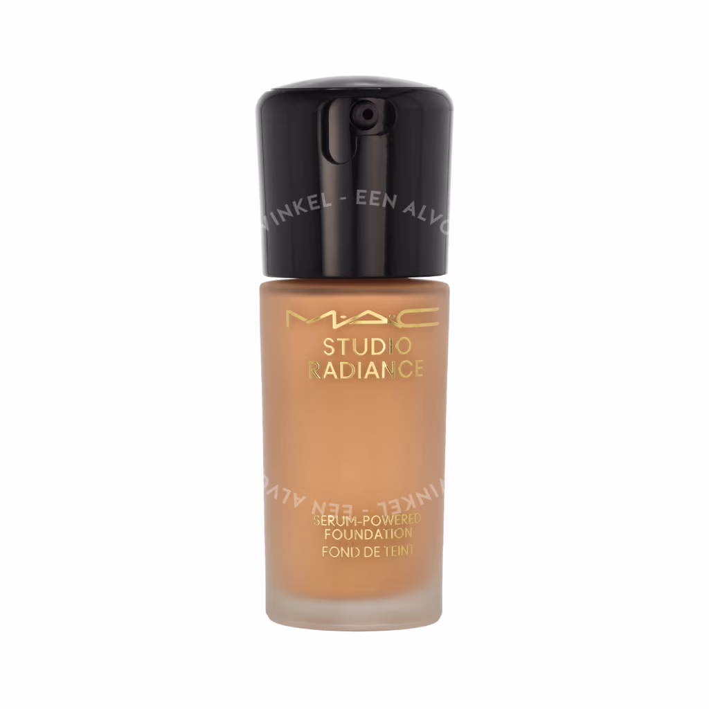 Mac MAC Studio Radiance Serum-Powered Foundation — NC18